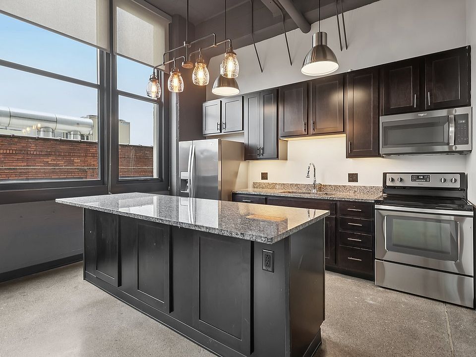 8-web-or-mls-1627 Penn Ave Unit 502-S2409-008