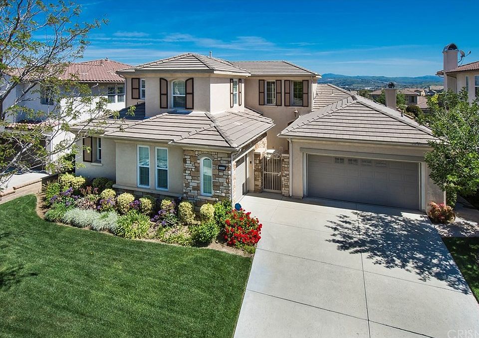 1st image of 26918 Boulder Crest Dr