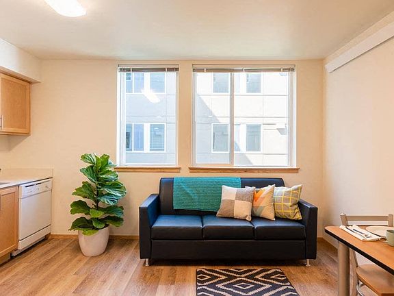 5th image of 4750 15th Ave NE APT 711
