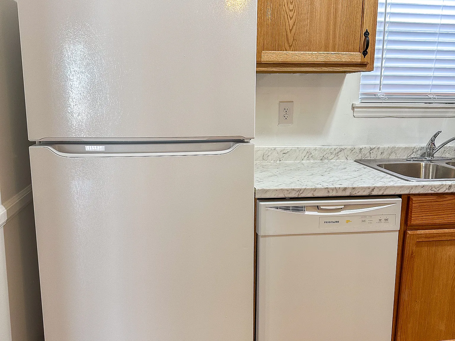 R5425 Two Moons Dr. - 1 — Photo 2