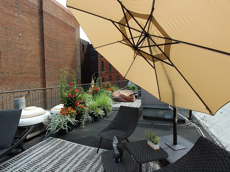 139 7th St #2000 — Photo 71