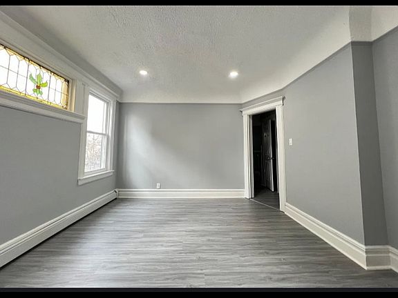2nd image of 603 S 17th St #1L