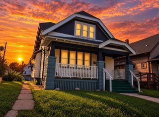 3611 N 12th STREET, Milwaukee, WI 53206