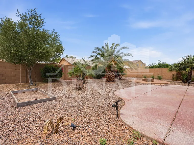 18184 N Calacera St — Photo 27