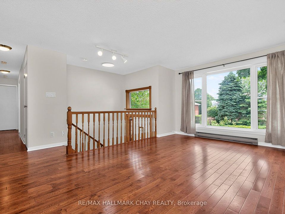 1st image of 716 Dominion Ave