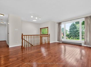 716 Dominion Ave, Midland, ON L4R 1S2