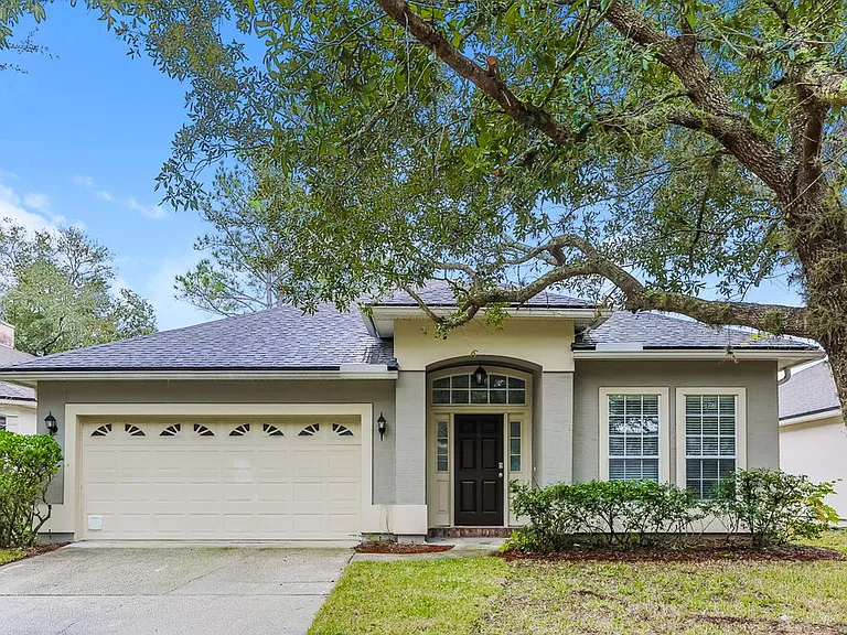 3917 Leatherwood Dr — Photo 1