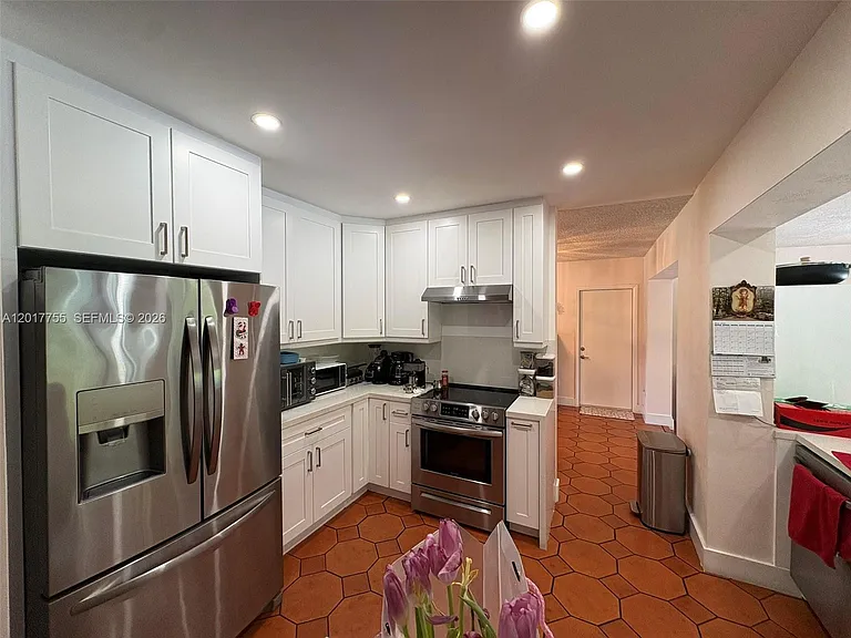 220 NW 130th Ave — Photo 14