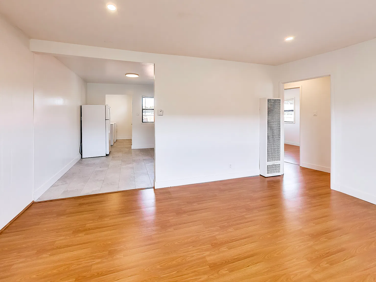 2 bed, 786 sqft, $3,295 — Photo 4