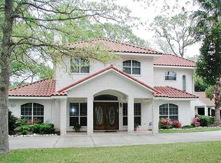 2074 Longmire Rd, Conroe, TX 77304