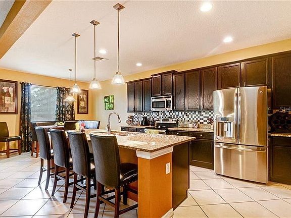 4th image of 844 Galway Blvd
