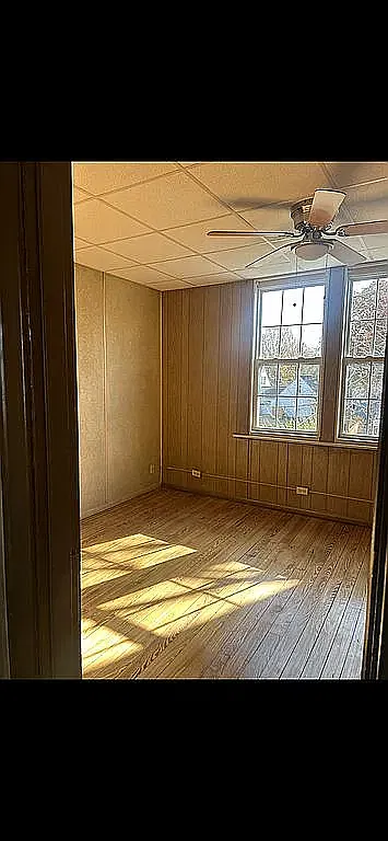 3 bed, 900 sqft, $1,250 — Photo 3