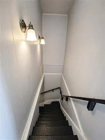 1306 Simon Bolivar Ave #1/2 — Photo 4