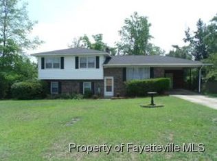 7315 Avalon Dr, Fayetteville, NC 28303