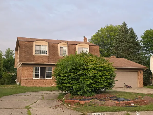 39626 Aynesley St, Clinton Township, MI 48038