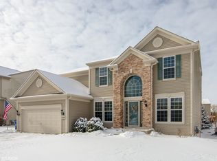 3109 Erika Ln, Carpentersville, IL 60110