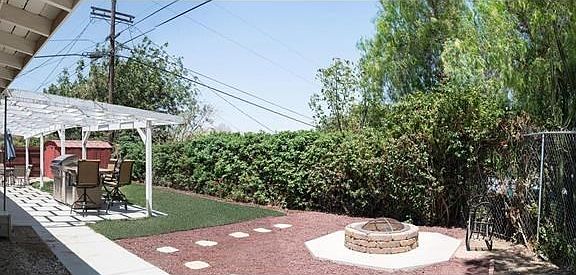 4th image of 4130 Estrada Dr