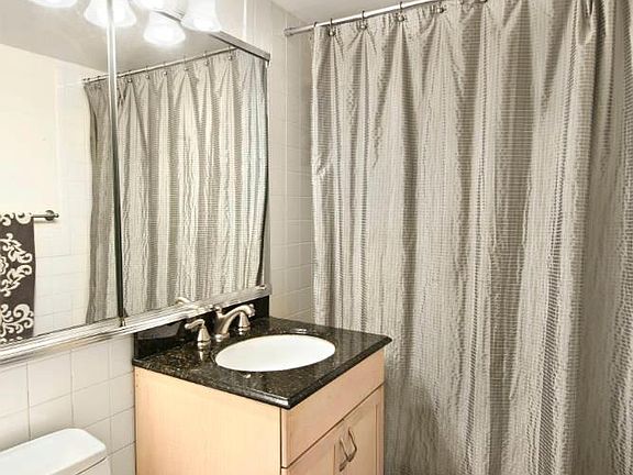 4th image of 156 Bleecker St #3CW