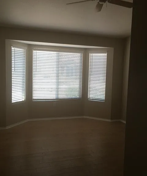 8904 Pennystone Ave — Photo 2