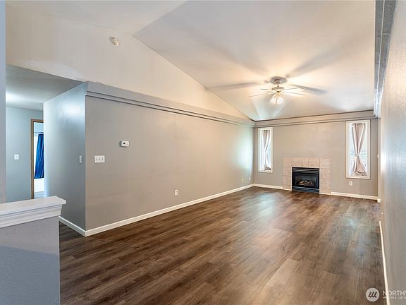 5th image of 1230 30th Avenue Ct SW