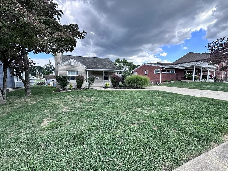 4406 Grand Central Ave