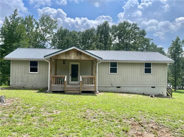 432 Hyde Cove Dr, Fair Play, SC 29643