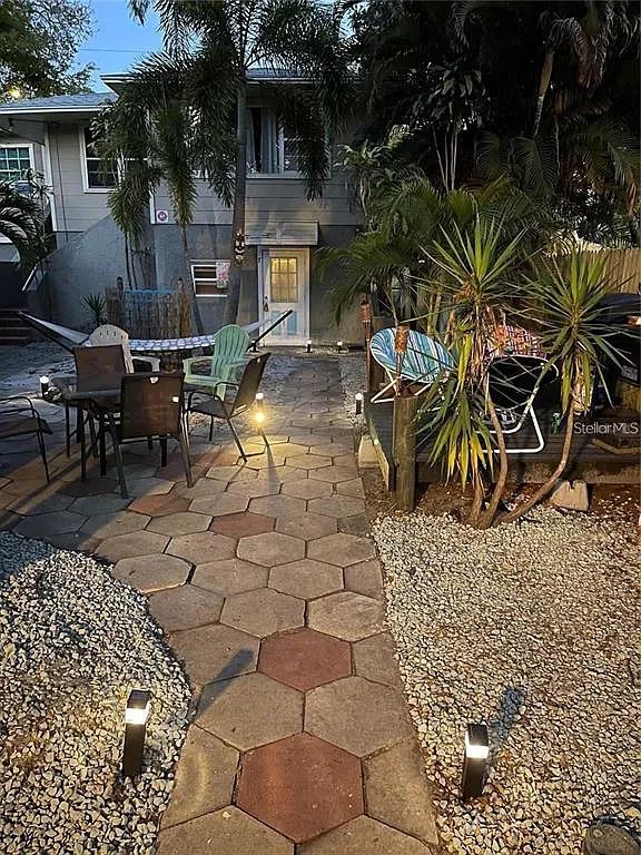1 bed, 1.0 bath, 550 sqft, $1,500 — Photo 1