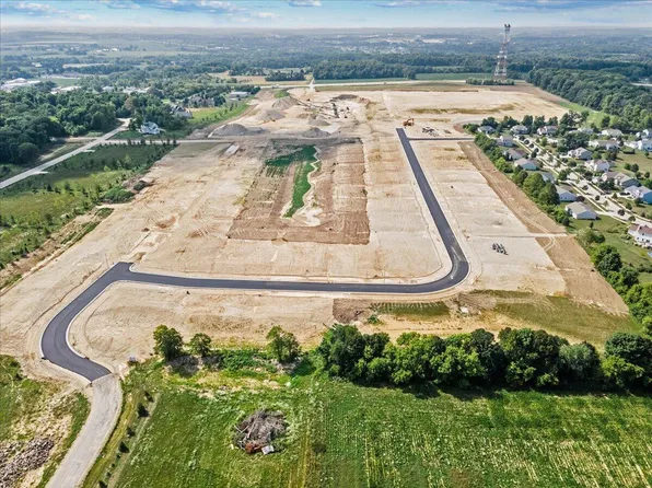 385 SANDSTONE STREET Lot 102, Slinger, WI 53086