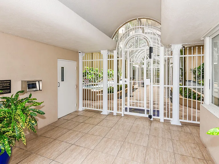 176 Helios Dr #308 — Photo 9