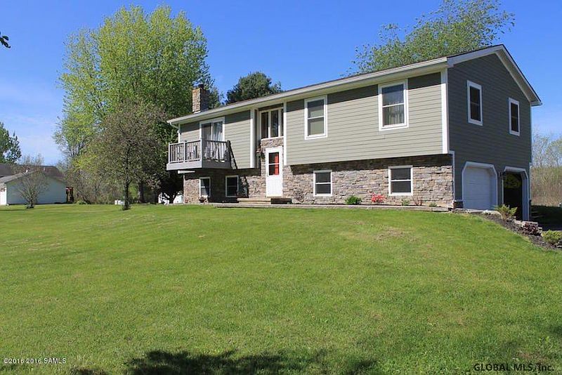 2nd image of 1643 W RIVER Road