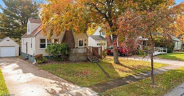 1st image of 222 Stevens St