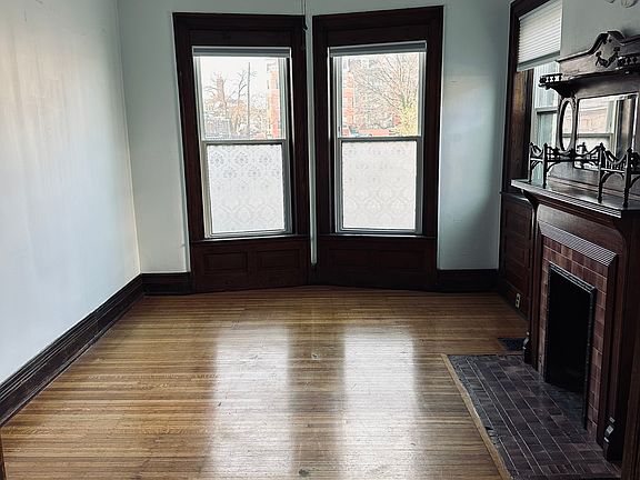 3rd image of 119 W Forest Ave APT 1