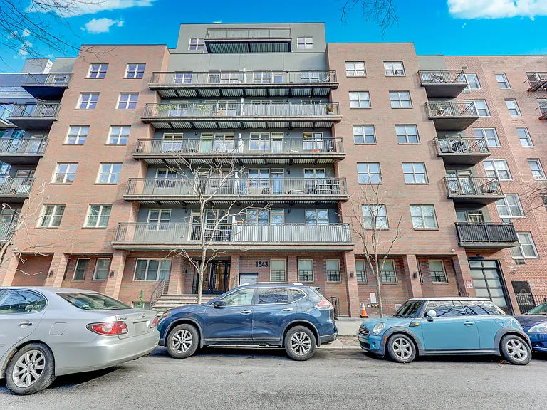 1543 E 19th St #PHA — Photo 20