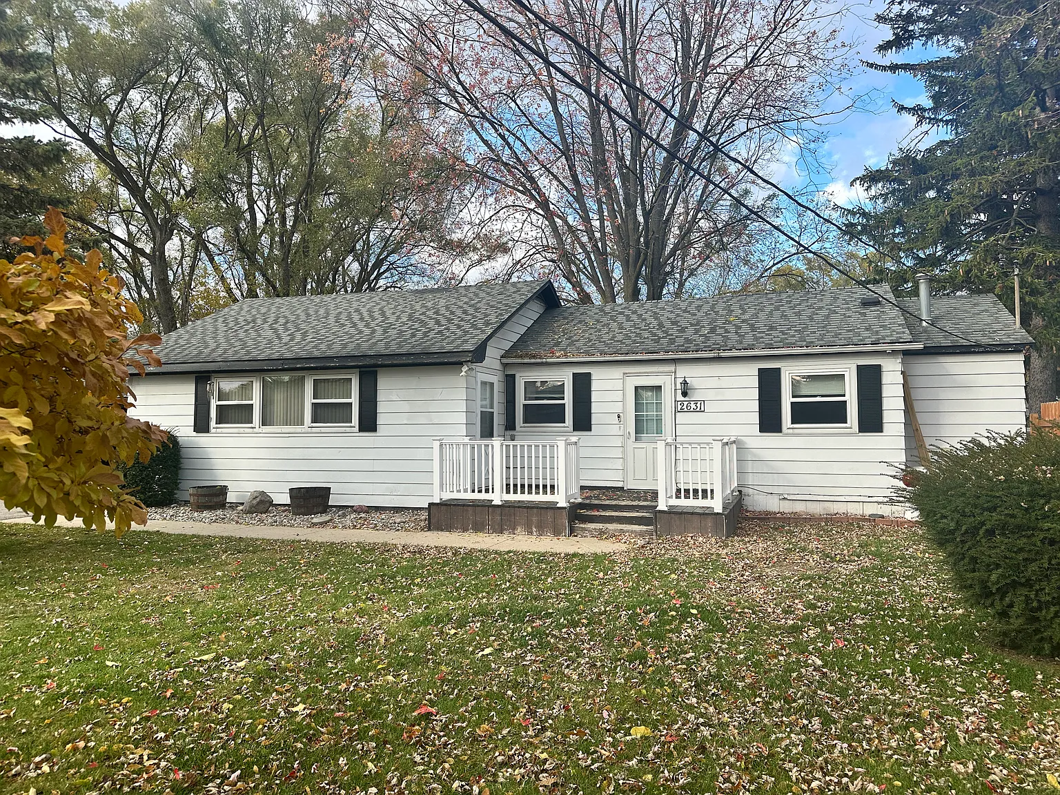 2631 Tatham Rd — Photo 1