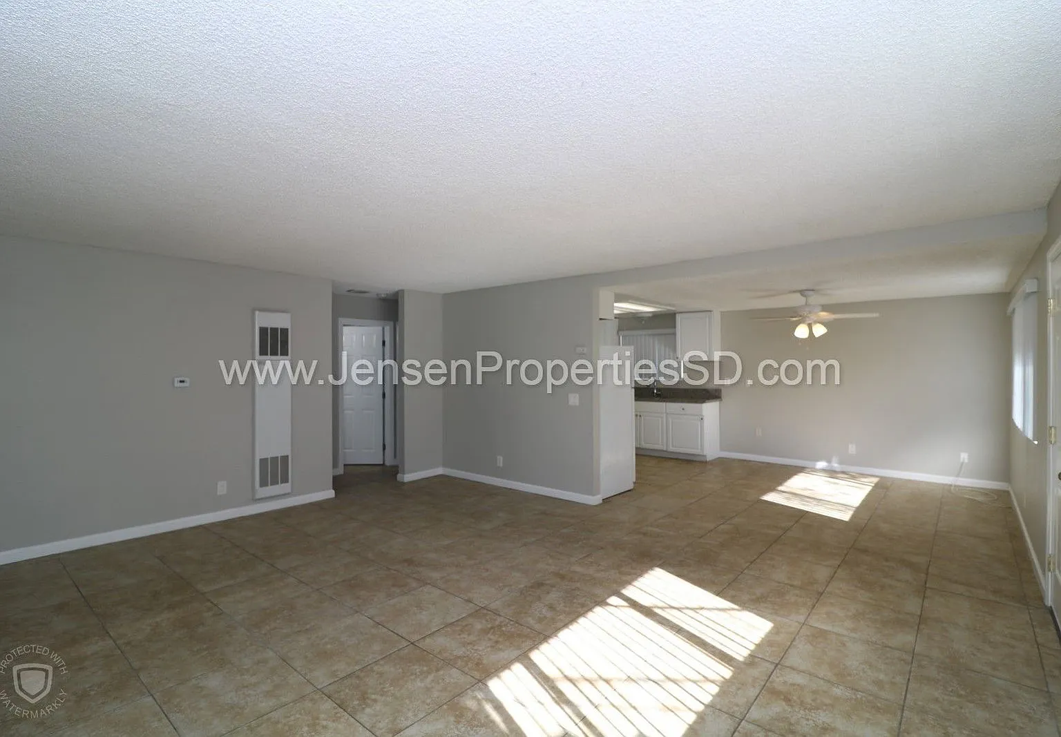 2 bed, 1.0 bath, 980 sqft, $2,200 — Photo 2