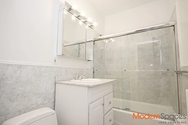 Rented by Modern Spaces | media 22