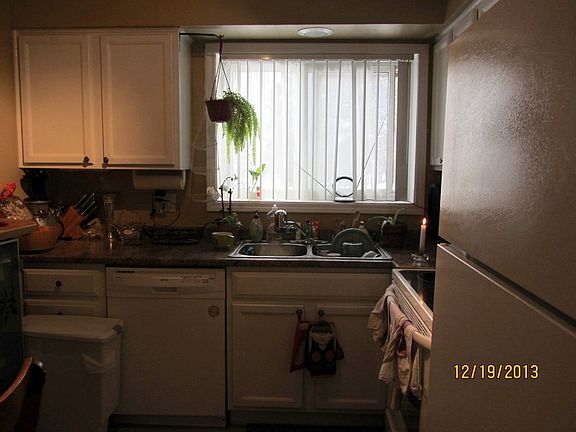 2nd image of 330 N Carter St Unit 201