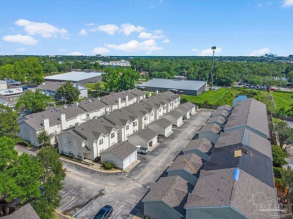 3rd image of 601 E Burgess Rd APT J2