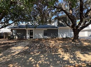 625 Timberline Dr, Hurst, TX 76053