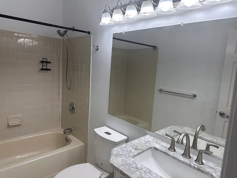 61 Goodwin Dr — Photo 5
