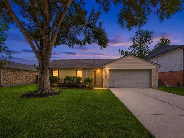 2709 Merrimac Dr, League City, TX 77573