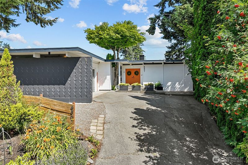 3rd image of 6807 44th Street Court W