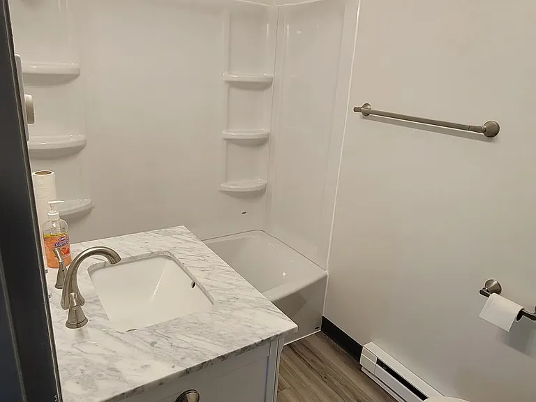 135 W Water St #23 — Photo 2