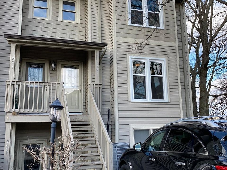 1st image of 927 Auburnview Dr