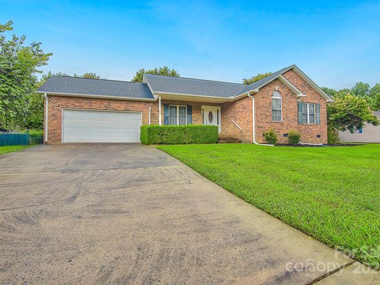 245 Carrington Ln, Salisbury, NC 28146