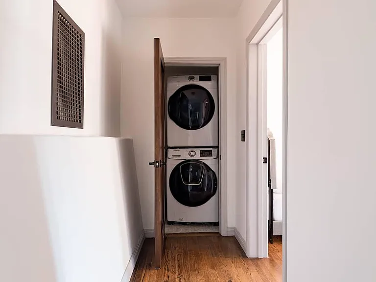 6820 Iris Cir — Photo 31