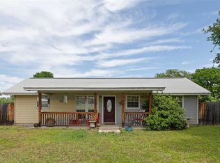 1906 Ridgeview, Kingsland, TX 78639