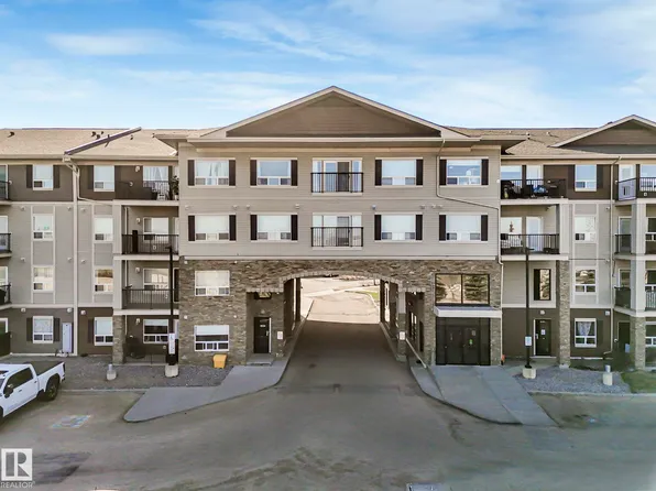 1520 Hammond Gate NW #322, Edmonton, AB T6M 0J4