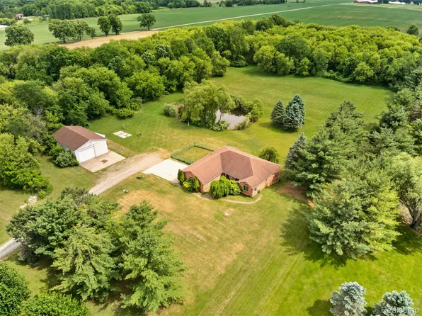 8558-37 Mile Rd, Romeo, MI 48065