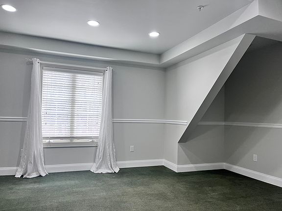 4th image of 2614 Boston Post Rd #32AL